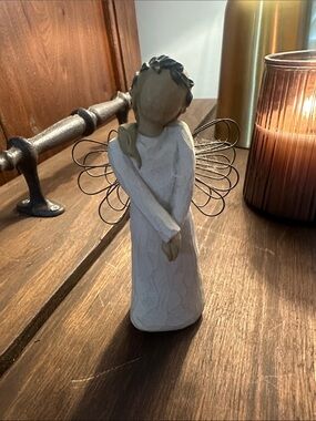 Willow Tree White and Cream Wire-Winged Angel Sculpture